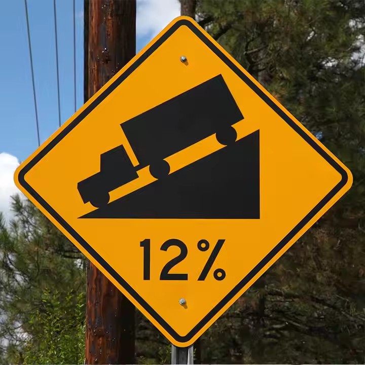 Reflective Steep Hill Road Warning Sign for Vehicle Safety