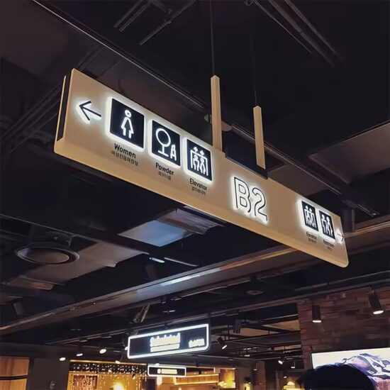 Outdoor Direction Sign for Airport and Shopping Mall Parking