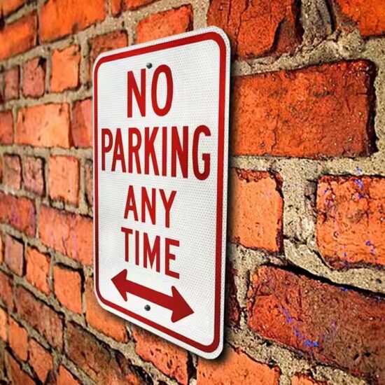 High-Quality Reflective Aluminum No Parking Warning Sign Installed