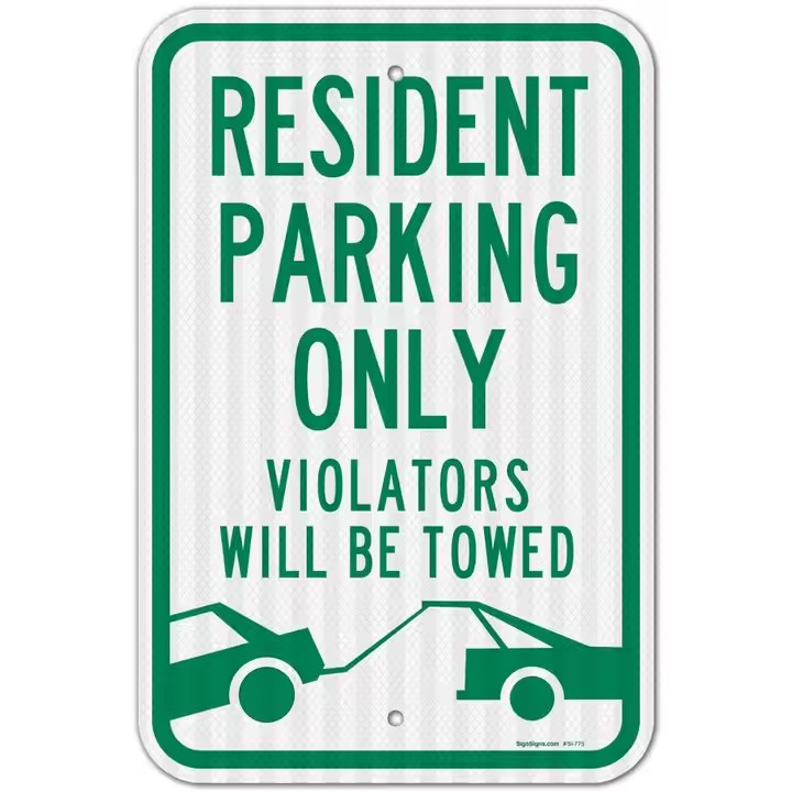 Custom reflective traffic signs with high visibility for road safety