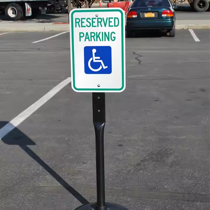 Custom Reflective Aluminum Handicap Parking Sign