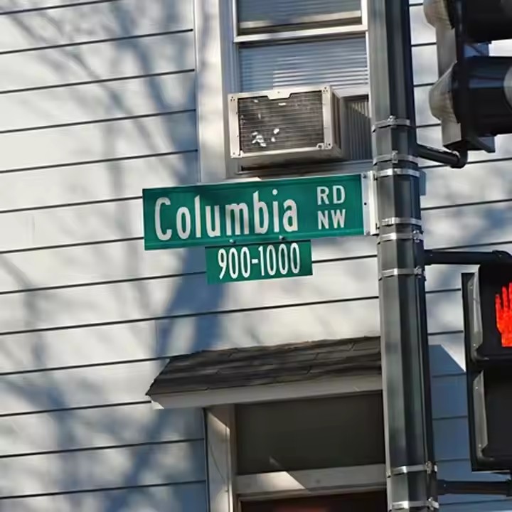 Best-Selling Durable and Innovative Street Name Sign for Urban Roads