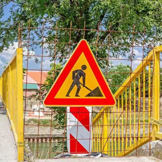 Reflective Triangle Construction Warning Sign with Stand