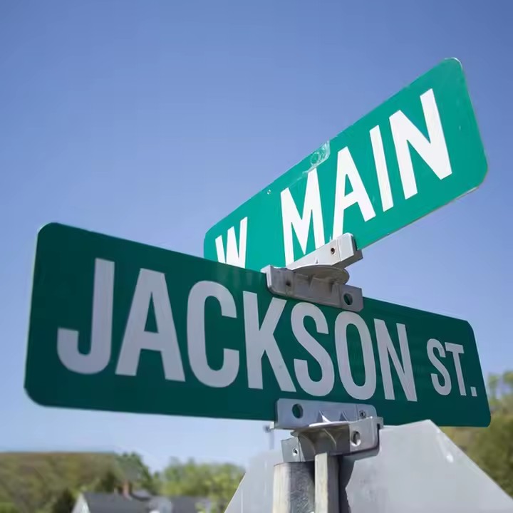 Custom Reflective Street Name Sign for Road Use