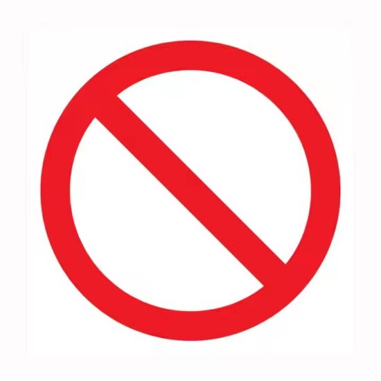 Custom Reflective Aluminum No Parking Traffic Sign Installed Outdoors