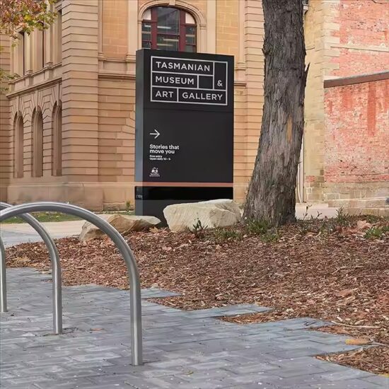 Custom Wayfinding Direction Sign Manufacturer for Commercial Spaces