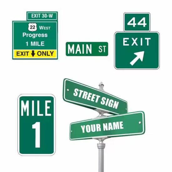High Visibility Reflective Traffic Direction Sign Installed on Roadside