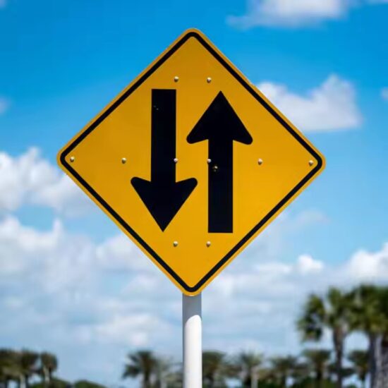 Custom Size Outdoor Traffic Direction Sign Installed on Street