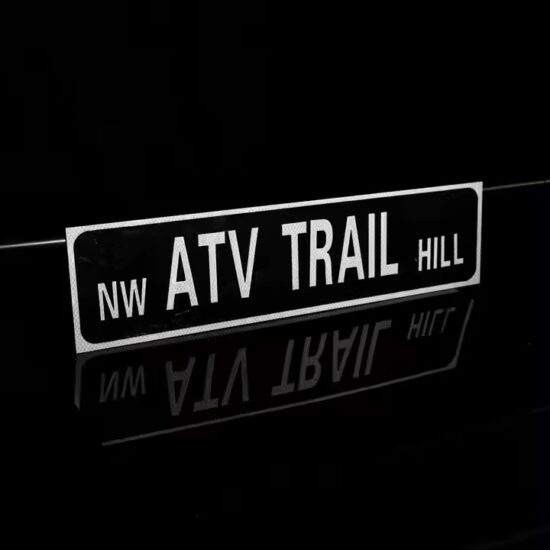 Custom outdoor reflective safety road sign with high visibility